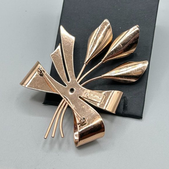Sterling Corocraft Coro Pegasus Pin Brooch Flower Calla Lily Rose Gold Plated - Picture 5 of 7